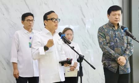 Wamenaker Immanuel Ebeneser Sampaikan Pesan Probowo Soal Sritex Hindari PHK